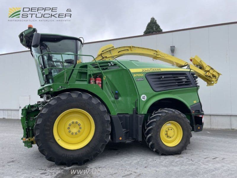 John Deere 9700i