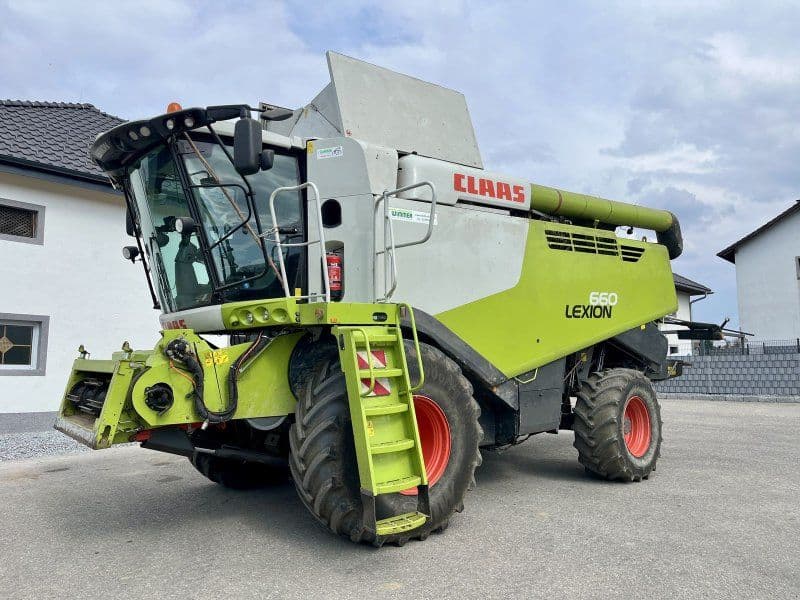 Claas Lexion 660 er Lexion (6 Schüttler)