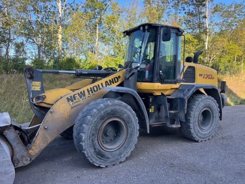 New Holland W170D LR T4B