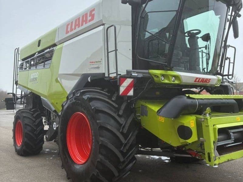 Claas Lion 8700