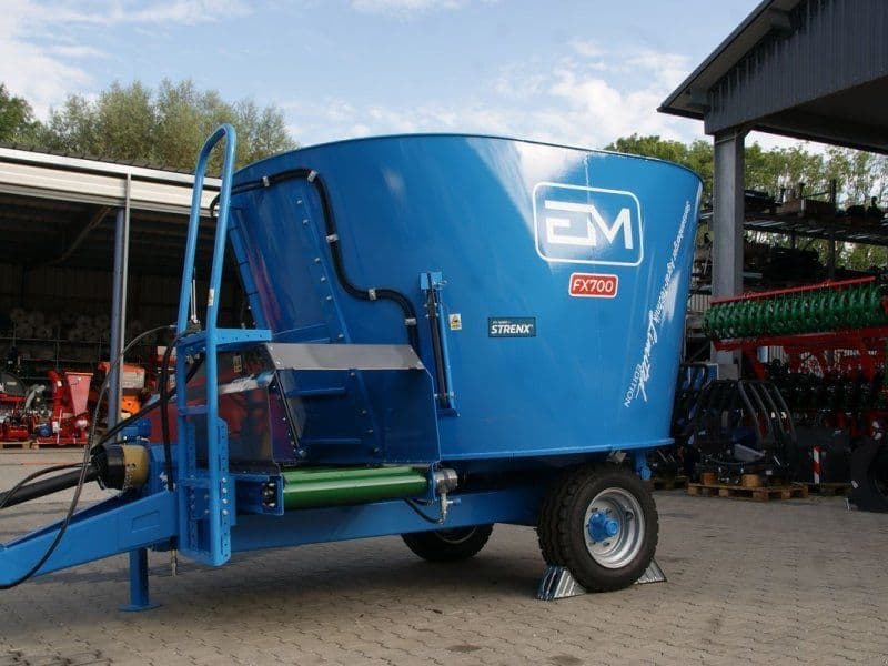 FX 700-Futtermischwagen--6 Wochen LZ