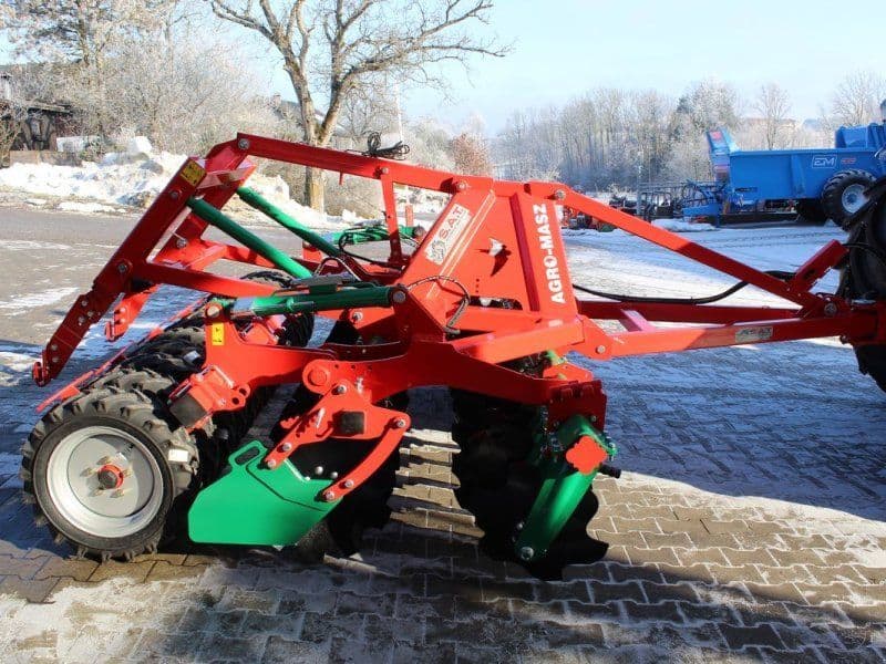 Agro-Masz ATO 30-Scheibenge-Reifenpacker-Hitch