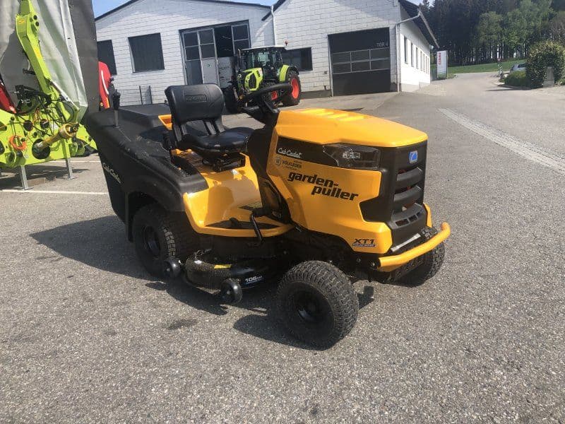 Cub Cadet XT1