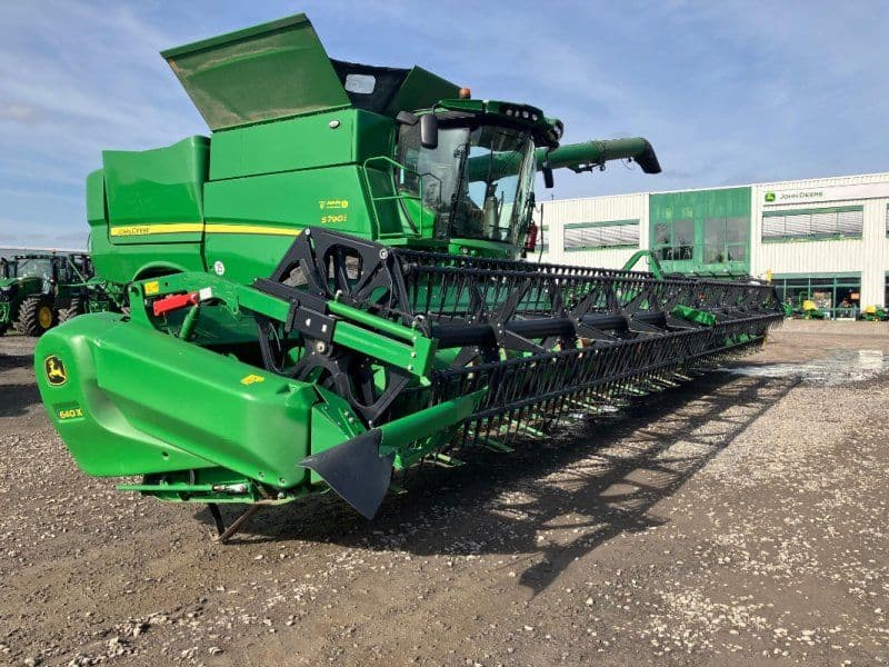 John Deere S790