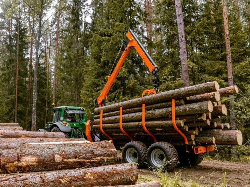 MTM 13T Rückewagen mit 8600 Forstkran