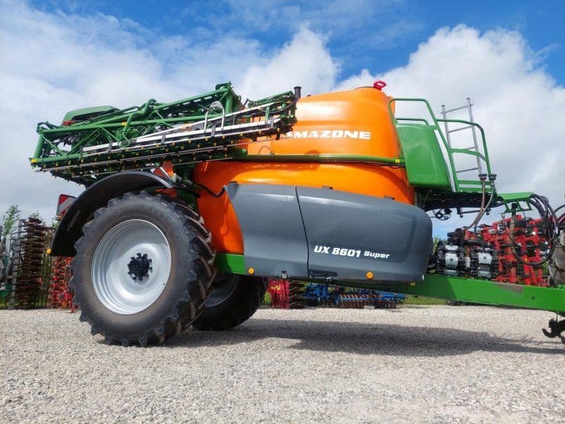 Amazone UX 860130m- 25cm dyseafstand