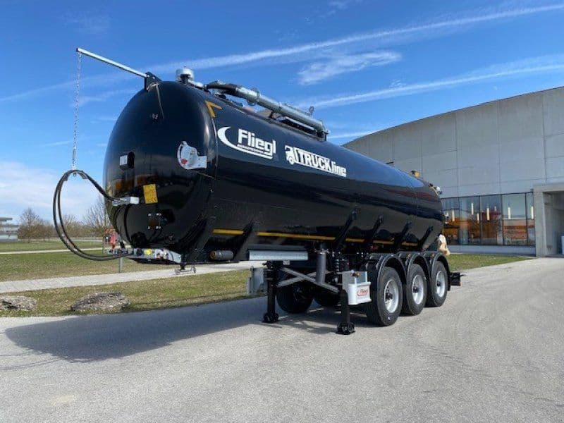 Fliegl STF 30000l Dreiachs Truck Line