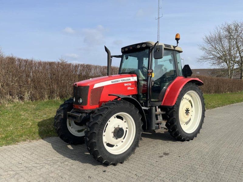 Massey Ferguson 5470 T3 DYNA 4