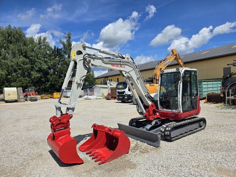 Takeuchi TB370