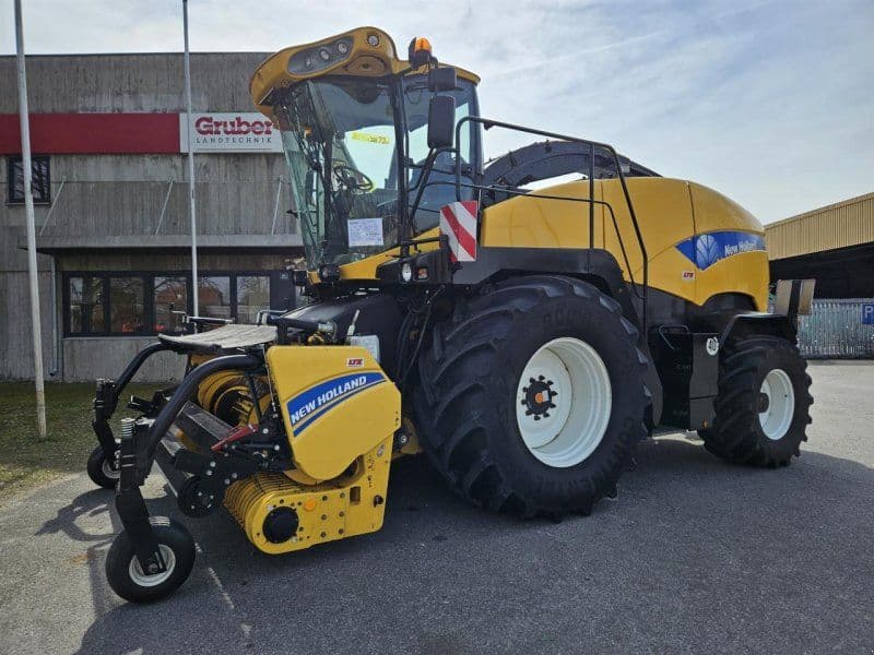 New Holland FR 9060