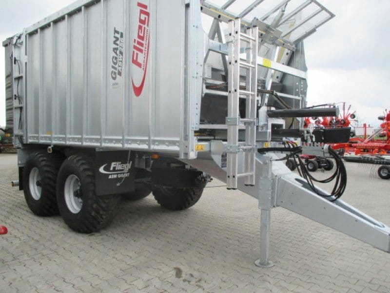 Fliegl Gigant ASW 256 C