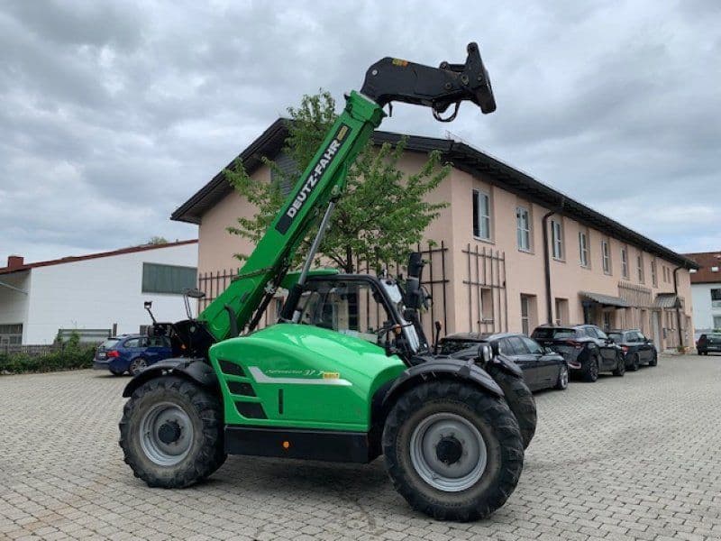Deutz-Fahr Agrovector 37.7