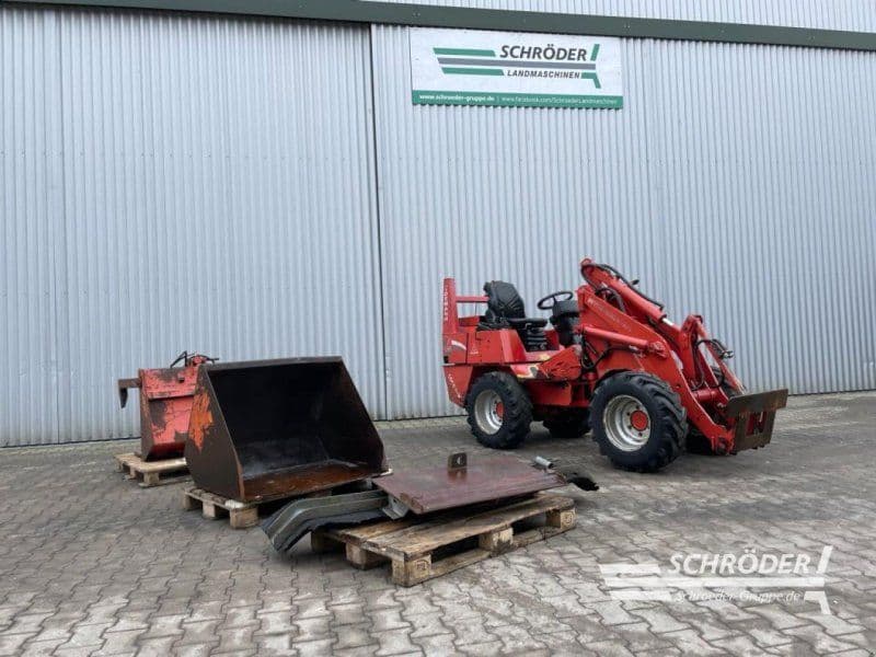 Weidemann 1055 | SCHAUFEL + KROKOGEBISS + SCHIEBER