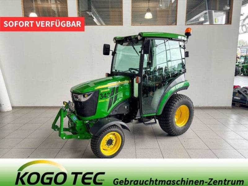 John Deere 2038R