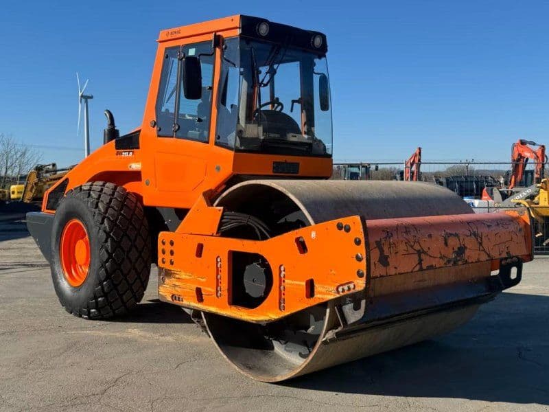 Bomag BW213D-4