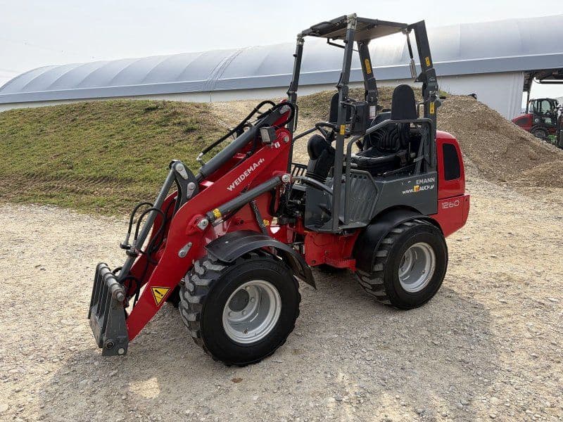 Weidemann 1260 mit 4 Zylinder Motor, unter 2,0m