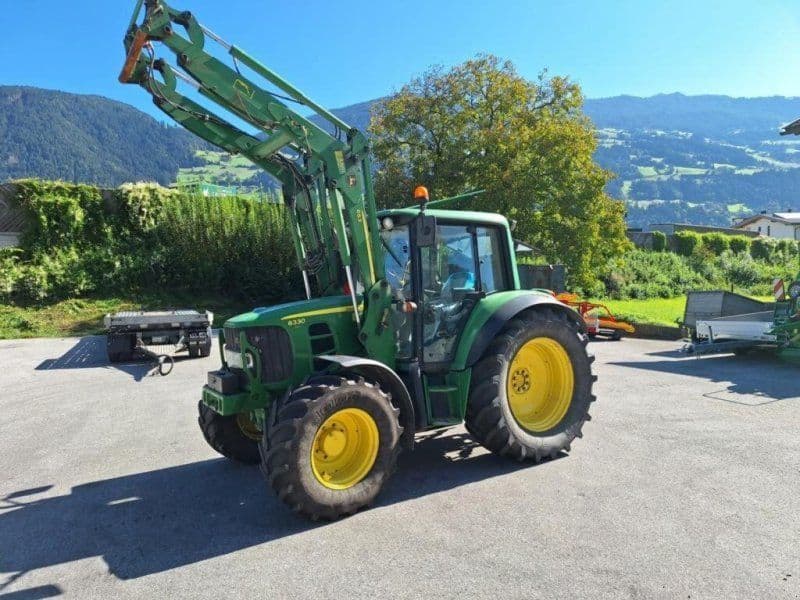 John Deere 6330