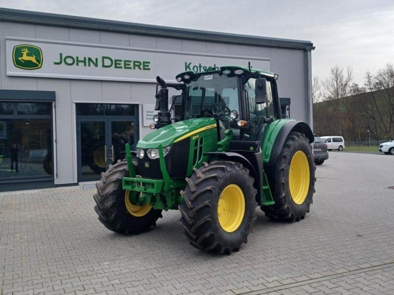 John Deere 6110M