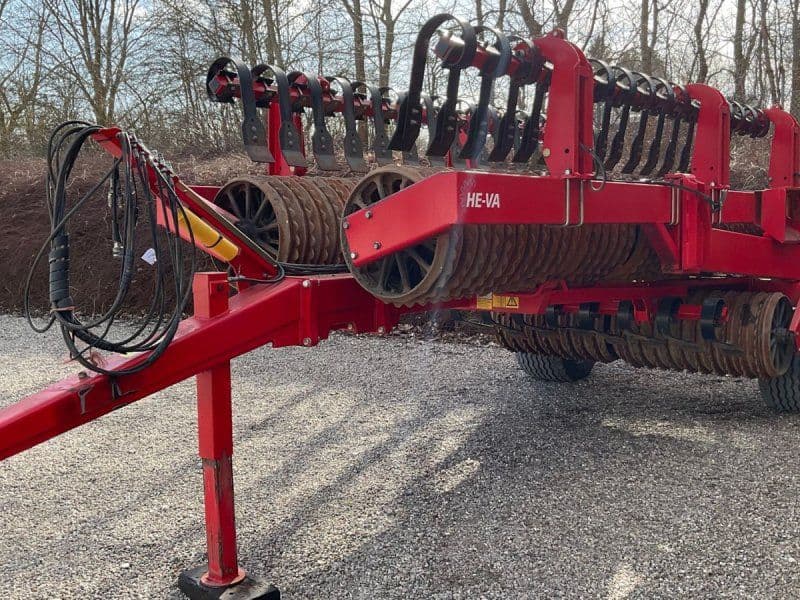 HE-VA TIP ROLLES 10.20