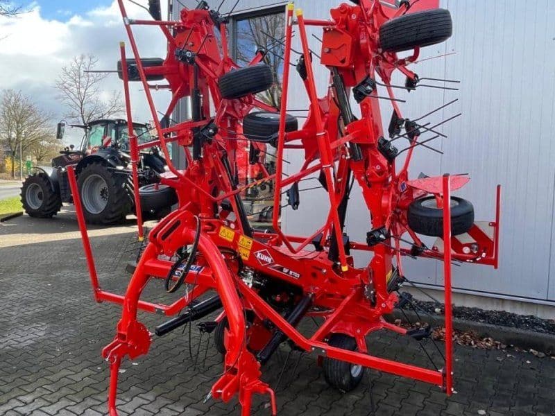 Kuhn GF 8703