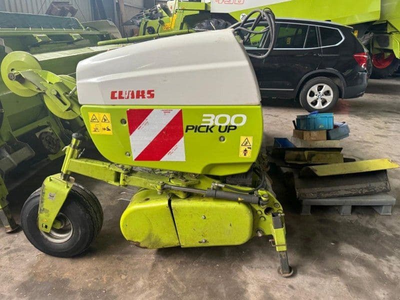 Claas Pick Up 3m 300 Pro T, 5 Zinkenreihen