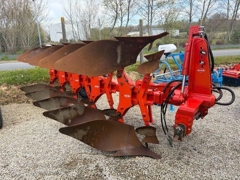 Kuhn Charrue MULTIMASTER MM1235T7590