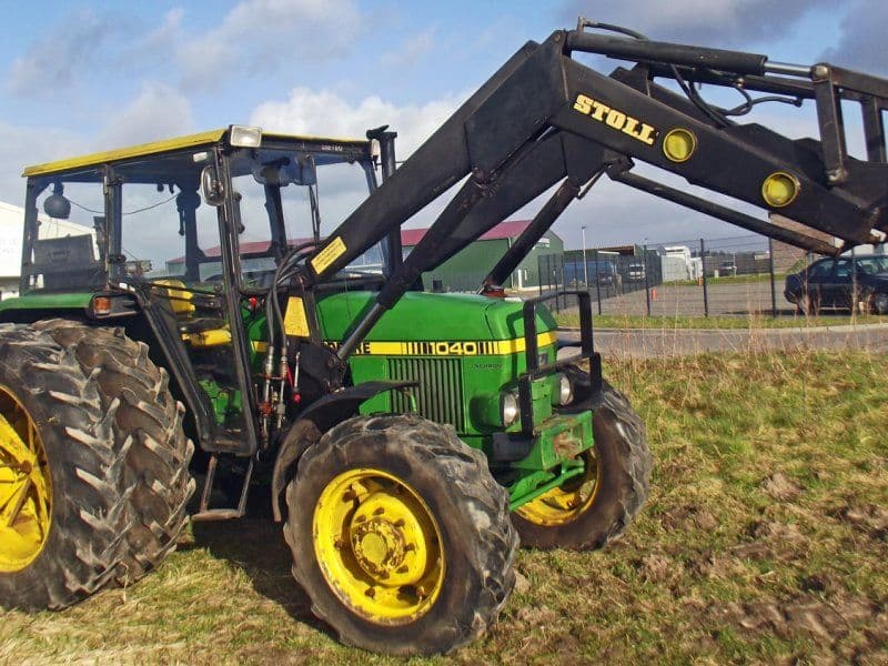 John Deere 1040 Frontlader+Niedrigkabine