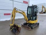 Komatsu PC16R-3 - Afbeelding 1