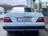 Mercedes Benz 260 E w124 Limousine PKW Oldtimer AHK - Afbeelding 4
