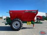 Agro-Masz REWO 8200 Kalk- und Düngerstreuer - Afbeelding 2