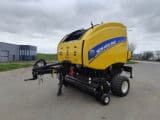 New Holland Presse à balles rondes ROLLBELT180SE - Afbeelding 1