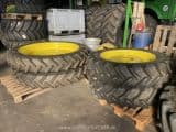 BKT Agrimax 320/85 R36 / 300/95 R52 - Afbeelding 1