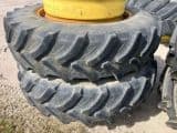 Zwillingsräder 420/85R38 an 34 Zoll Hauptrad - Afbeelding 1