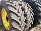 John Deere 650/65R42 Räder mit 2,25m Spur passend an 6R/6M - Afbeelding 1