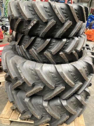 320/85R20 en 420/85R30 Kleber