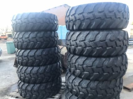 405/70R20 Galaxy banden, nieuw