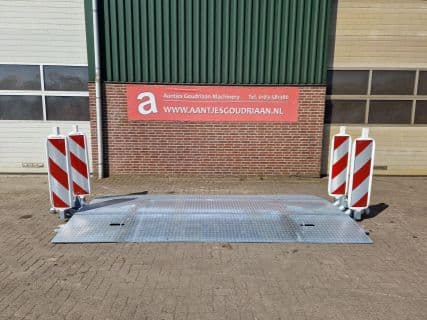 Leidingdrempel / road ramp