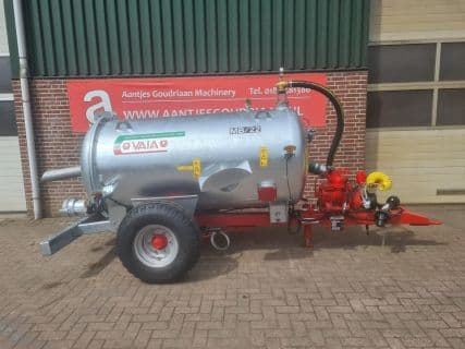 Vaia waterwagen MB22