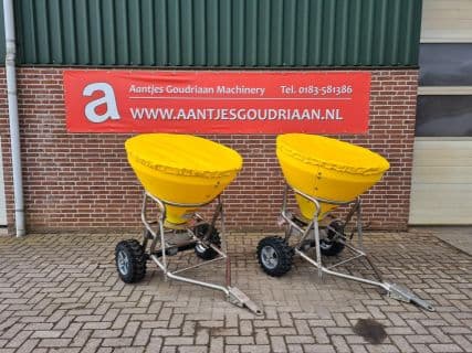Zoutstrooier SW 300 met PE-bak