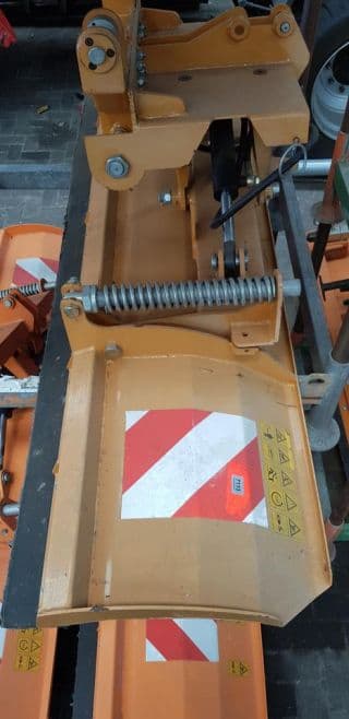 Sneeuwschuif ss-220