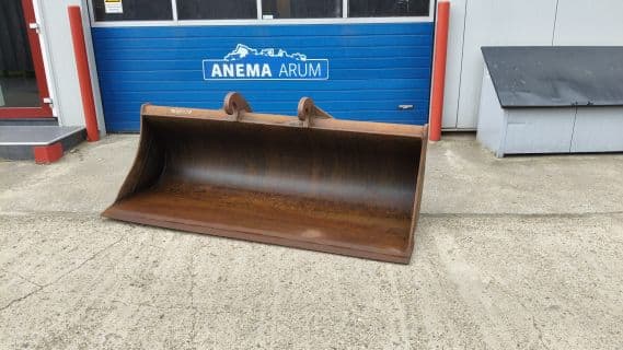 Brede graafbak gebruikt CW30/40