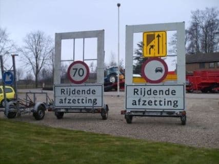 Verkeersgeleidingswagens