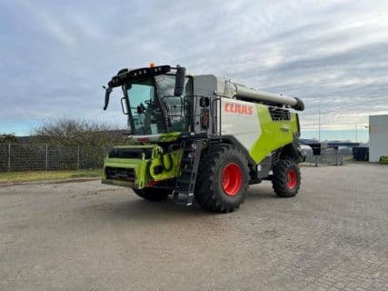 Claas TRION 660