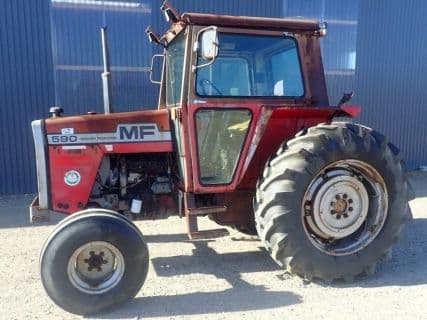 Massey Ferguson 590