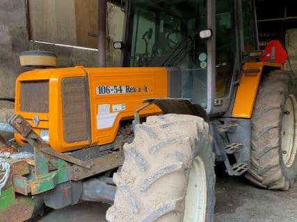 TL 106-54 4 WD  kun 3667  timer