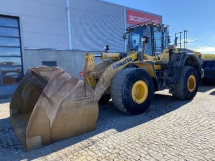 Komatsu WA470-7