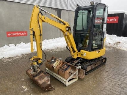 Komatsu PC16R-3HS PR