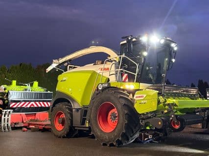 Claas Jaguar 950 mit GPS, NIR Sensor, PickUp und 10 Reiher Maisvorsatz
