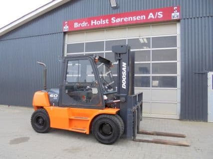 Doosan D60S-5