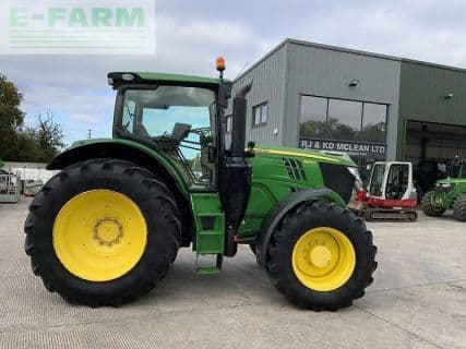 John Deere 6215r  (st24428)